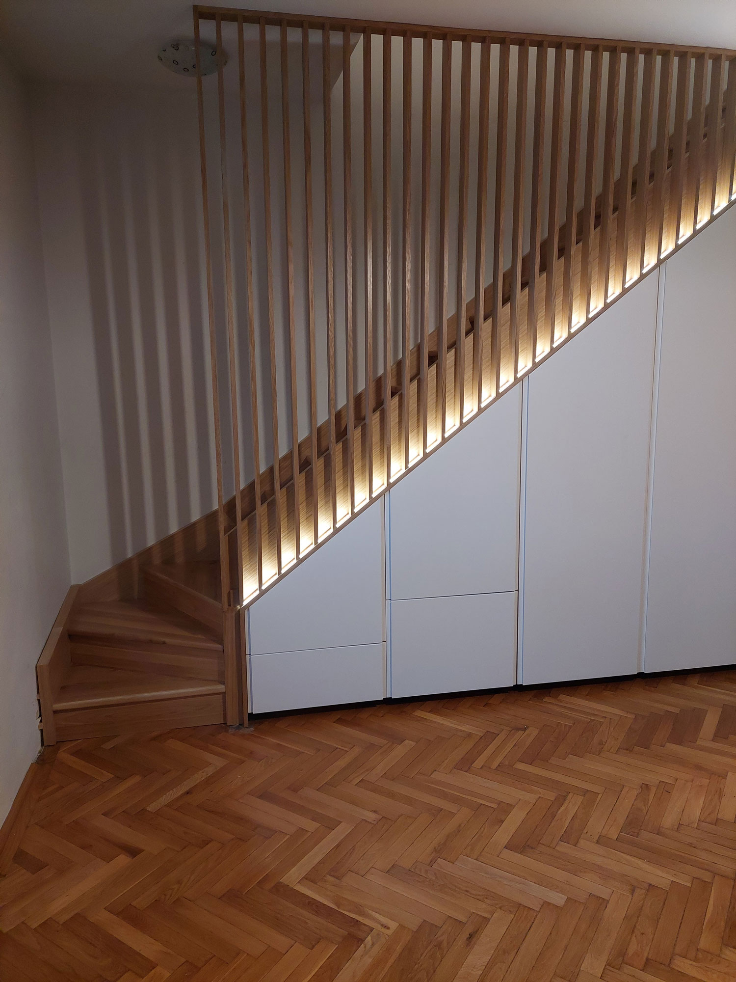 Lépcsők, korlátok