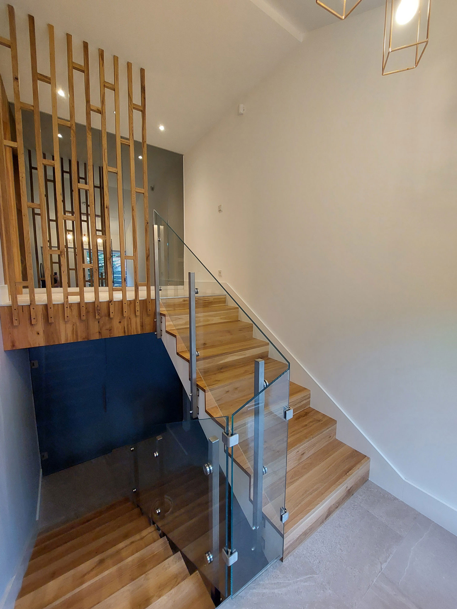 Lépcsők, korlátok